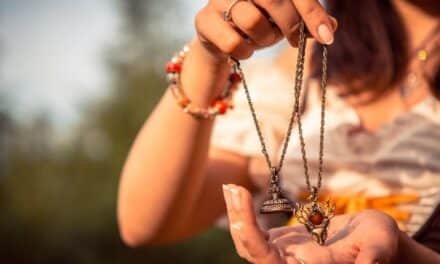 Ferri di cavallo, Amuleti e Talismani: portano davvero fortuna?